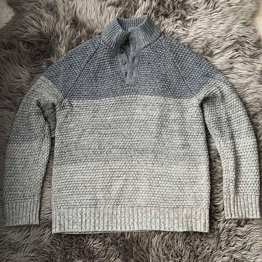 Banana Republic sweater